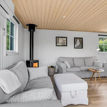 Beautiful In With Kitchen بيت للعطل Vinderup