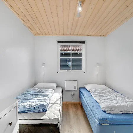 Beautiful In With Kitchen *