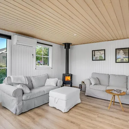 Beautiful In With Kitchen * Vinderup