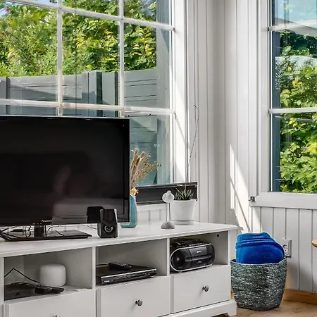 Beautiful In With Kitchen *