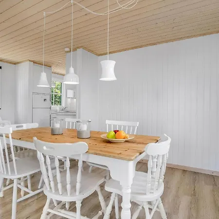 Beautiful In With Kitchen * Vinderup