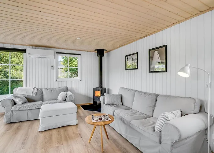 Beautiful In With Kitchen Дом отдыха