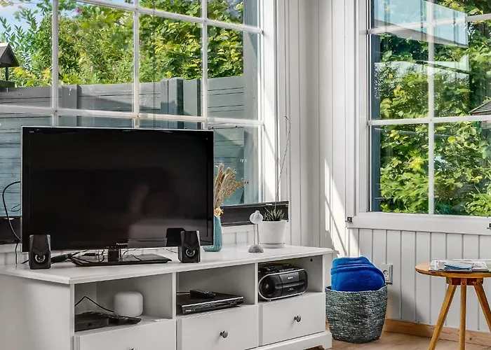 Beautiful In With Kitchen *