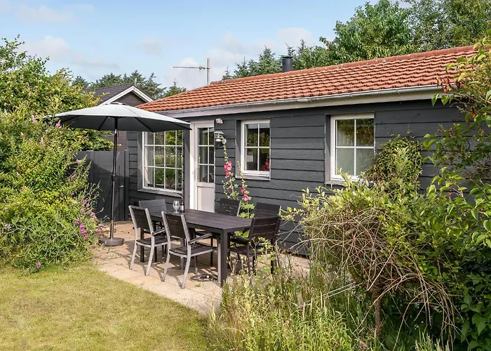 Beautiful In With Kitchen