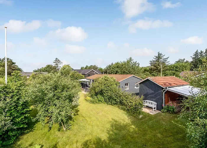 Beautiful In With Kitchen *